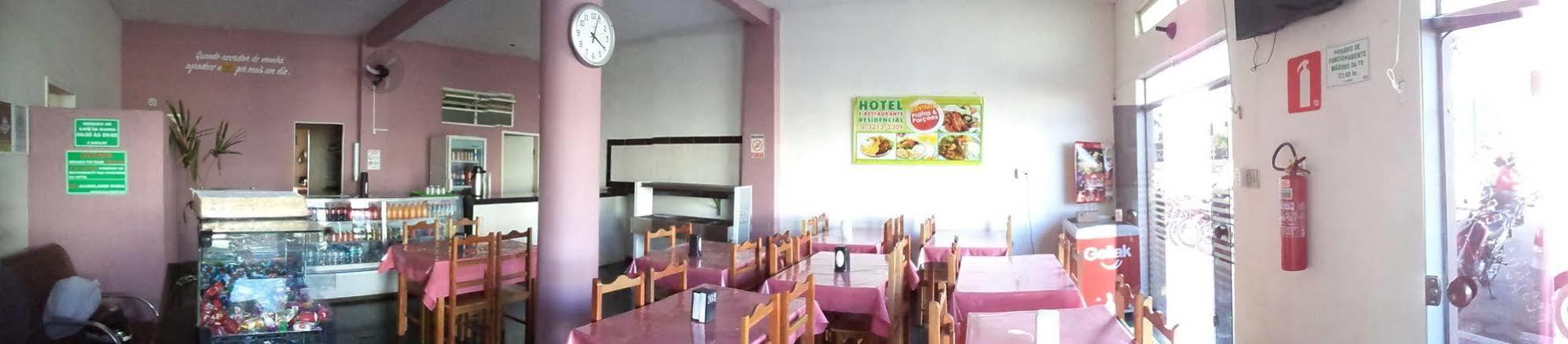 Hotel E Restaurante Araujo Montes Claros Zewnętrze zdjęcie